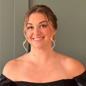 Meet your Posher, Lauren